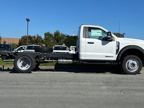 New 2024 Ford F550 4x4 Regular Cab Super Duty image 6