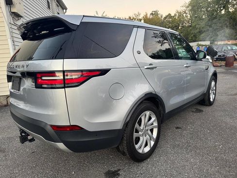 Used 2017 Land Rover Discovery HSE image 5