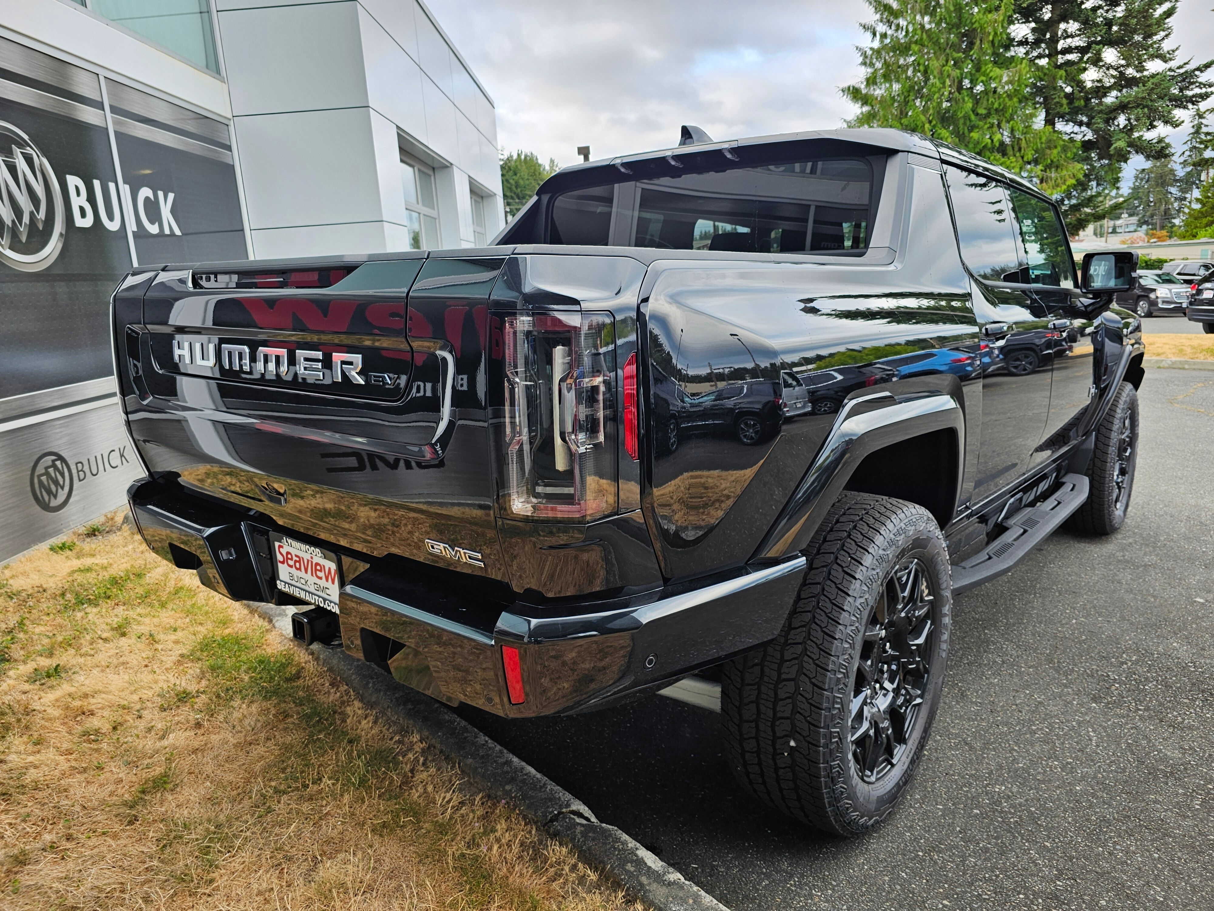New 2024 GMC Hummer EV 2X AWD/4WD image 7