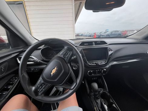 Used 2023 Chevrolet TrailBlazer LT w/ Convenience Package image 33