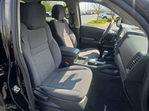 Used 2022 Nissan Frontier S w/ Technology Package image 33