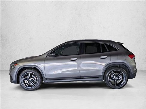 Certified 2022 Mercedes-Benz GLA 250 image 11