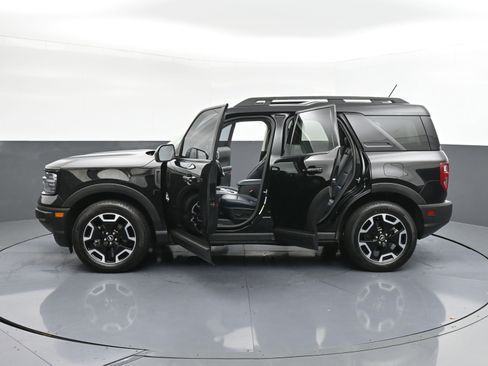 Used 2023 Ford Bronco Sport Outer Banks w/ Tech Package AWD/4WD image 45