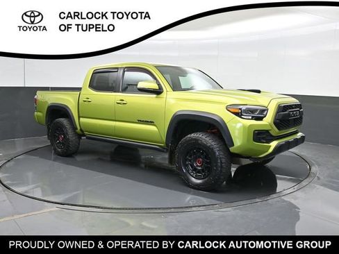 Used 2022 Toyota Tacoma TRD Pro AWD/4WD image 5