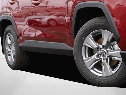 New 2025 Toyota RAV4 XLE image 3