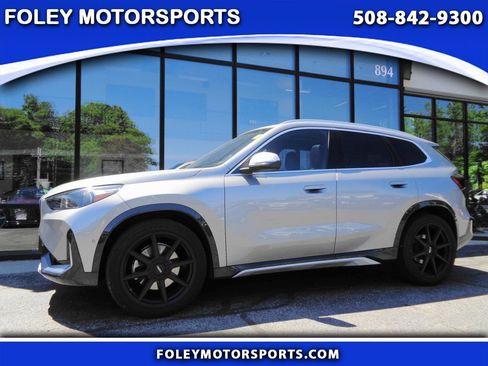 Used 2024 BMW X1 xDrive28i AWD/4WD image 1