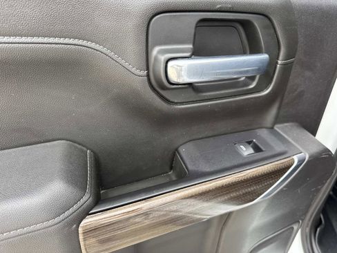 Used 2021 Chevrolet Silverado 1500 RST w/ Convenience Package II image 30