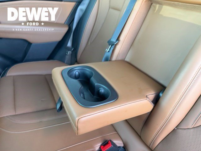Used 2021 Buick Envision Essence AWD/4WD image 27