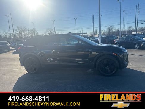 New 2026 Chevrolet Blazer EV LT image 4