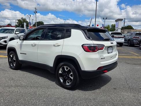 Used 2017 Jeep Compass Trailhawk w/ Leather Interior Group AWD/4WD image 8