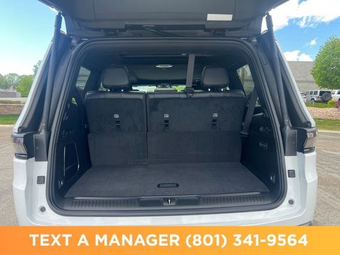 New 2026 Jeep Grand Wagoneer 4WD image 22