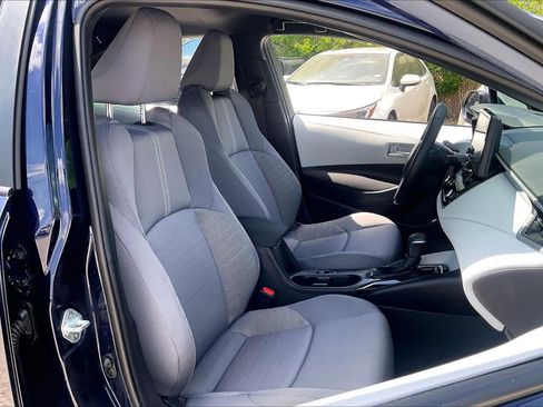 Used 2026 Toyota Corolla SE image 9