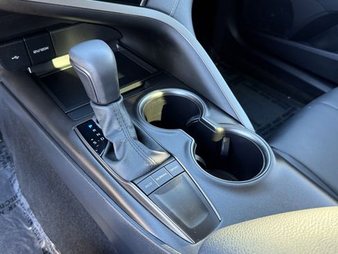 Used 2024 Toyota Camry SE image 23
