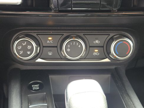 Used 2025 Nissan Kicks S FWD image 21