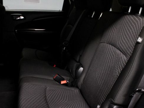 Used 2019 Dodge Journey SE w/ Connectivity Group FWD image 20