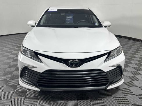 Used 2024 Toyota Camry LE w/ Convenience Package FWD image 4