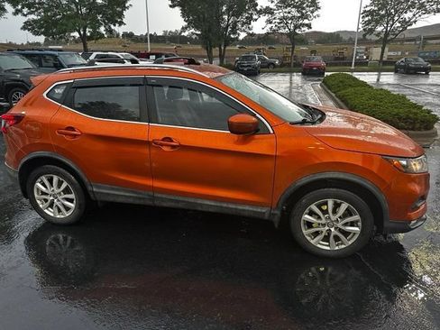Used 2020 Nissan Rogue Sport SV w/ All-Weather Package AWD/4WD image 10