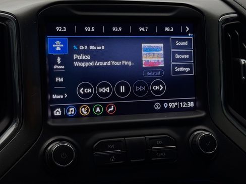 Used 2020 Chevrolet Silverado 1500 LTZ w/ LTZ Plus Package RWD image 9