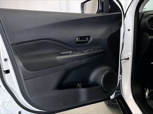 Used 2021 Nissan Kicks S FWD image 25
