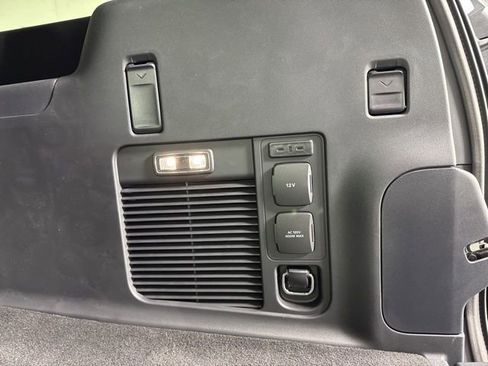 New 2025 Lincoln Navigator L Black Label image 32