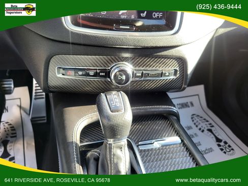 Used 2017 Volvo XC90 T6 R-Design w/ Vision Package image 54