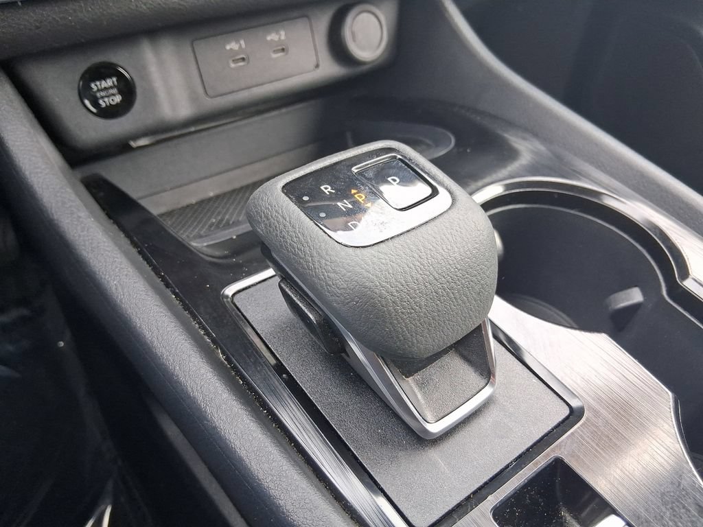 Used 2025 Nissan Rogue SV FWD image 21