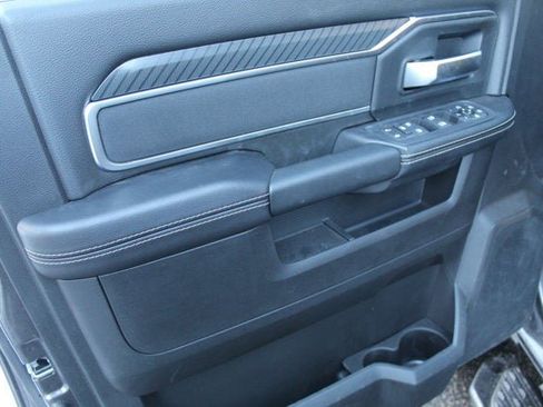 Used 2025 RAM 2500 Big Horn AWD/4WD image 7