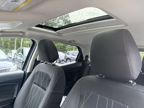 Used 2019 Ford EcoSport SE w/ SE Convenience Package AWD/4WD image 16