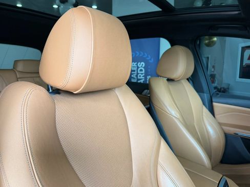 Used 2019 BMW X5 xDrive40i w/ Premium Package 2 AWD/4WD image 22