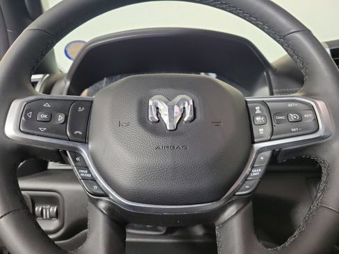 Used 2025 RAM 1500 Big Horn AWD/4WD image 15