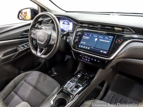 Used 2023 Chevrolet Bolt EUV LT w/ Driver Confidence Package image 31