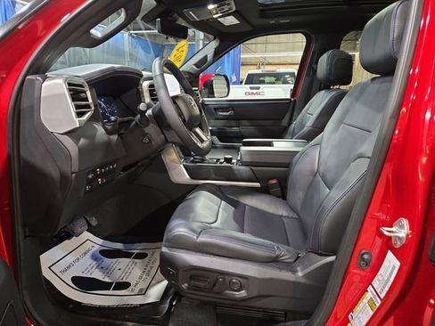 Used 2024 Toyota Sequoia Platinum image 2