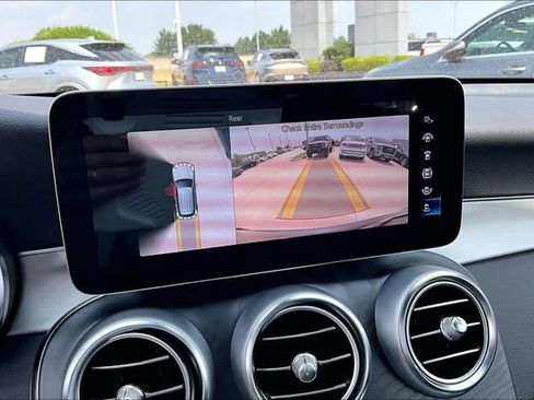 Used 2022 Mercedes-Benz GLC 300 4MATIC image 23