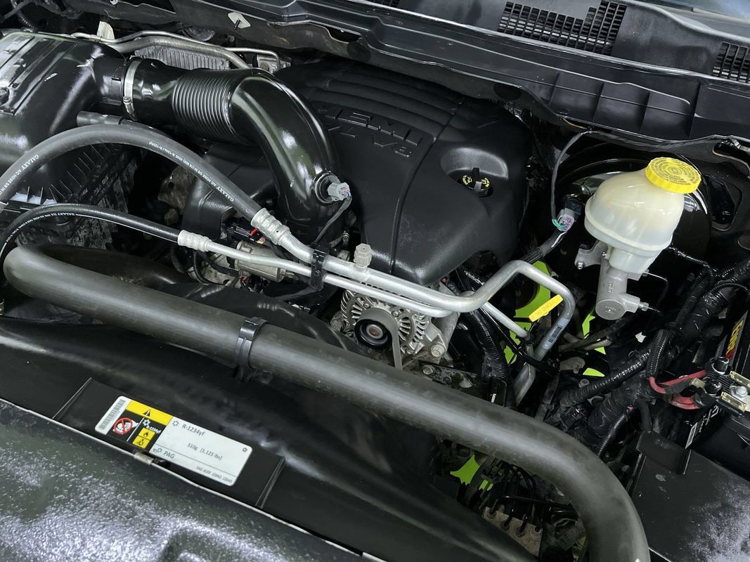 Used 2017 RAM 1500 Laramie w/ Convenience Group AWD/4WD image 30