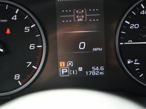 Used 2026 Subaru Forester Premium AWD/4WD image 13