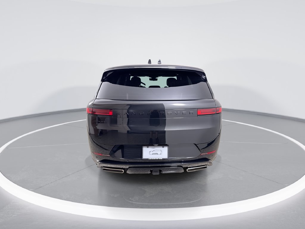 New 2027 Land Rover Range Rover Sport Dynamic SE AWD/4WD image 7