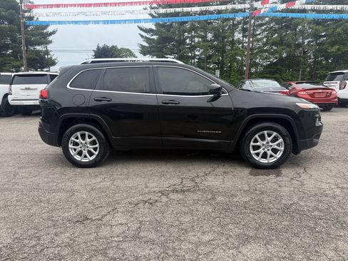 Used 2014 Jeep Cherokee Latitude AWD/4WD image 5