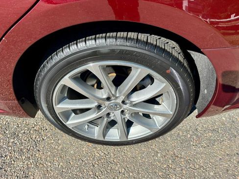 Used 2014 Toyota Avalon XLE Premium image 30