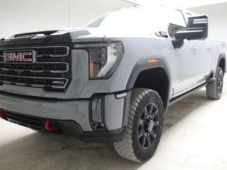 Used 2024 GMC Sierra 2500 AT4 w/ AT4 Premium Plus Package AWD/4WD video 1