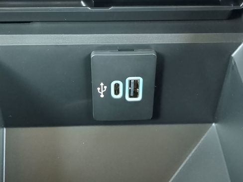 New 2026 Ford F250 Lariat w/ Lariat Premium Package image 20