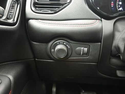 Used 2024 Dodge Durango GT image 18