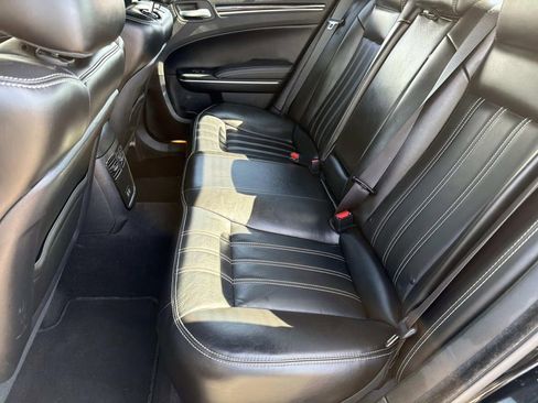 Used 2022 Chrysler 300 S image 23