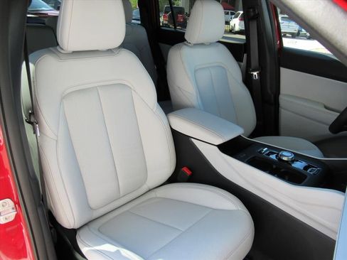 New 2026 Jeep Cherokee Limited AWD/4WD image 9