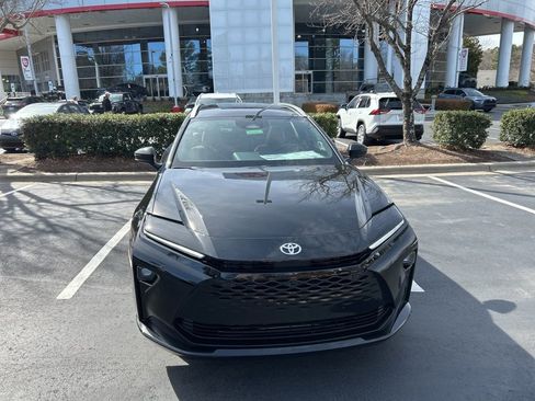 New 2026 Toyota Crown Signia image 2