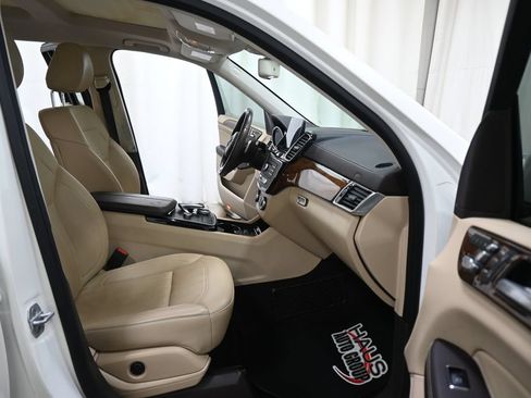Used 2018 Mercedes-Benz GLS 450 4MATIC image 11