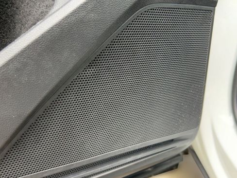 Used 2024 Volkswagen Tiguan Wolfsburg Edition image 22