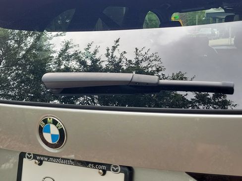 Used 2025 BMW X1 xDrive28i AWD/4WD image 18