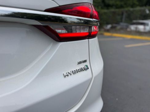 Used 2018 Ford Fusion SE w/ Equipment Group 602A FWD image 29
