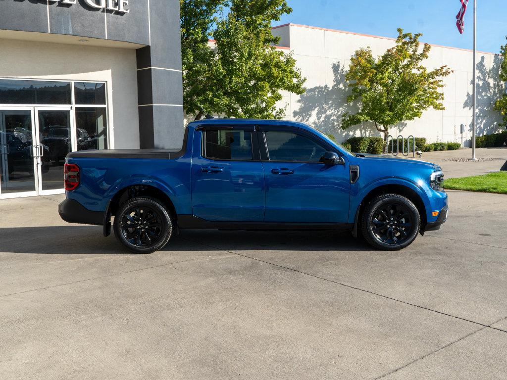 Used 2023 Ford Maverick Lariat w/ Lariat Luxury Package FWD image 8
