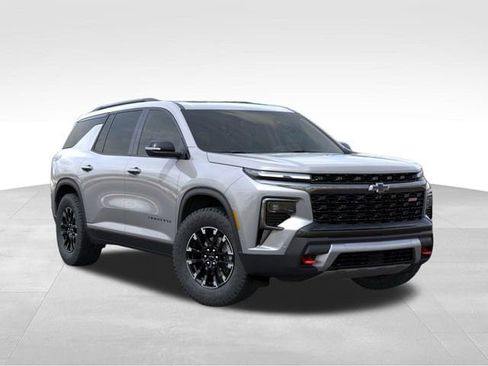 New 2026 Chevrolet Traverse Z71 w/ Enhanced Driving Package AWD/4WD image 7